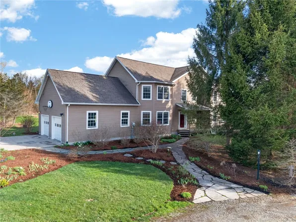 51 Hillcrest Rd, Ithaca, NY 14850