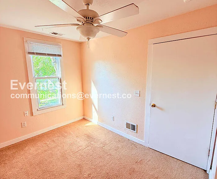 2314 Airline Ave — Photo 15
