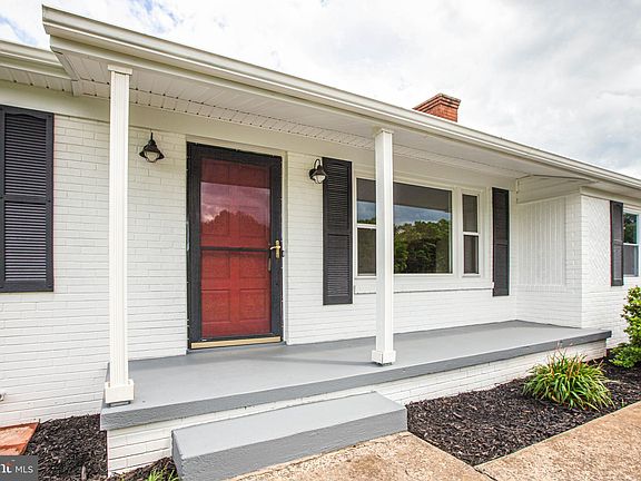 5th image of 17417 Lakemont Dr