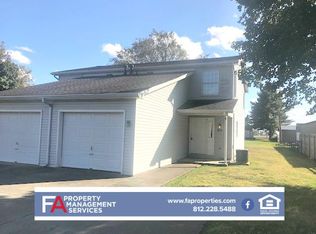 701 E Eisenhower Ln, Haubstadt, IN 47639