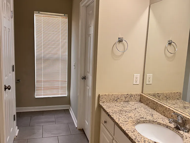 545 Scrooch Ct — Photo 5