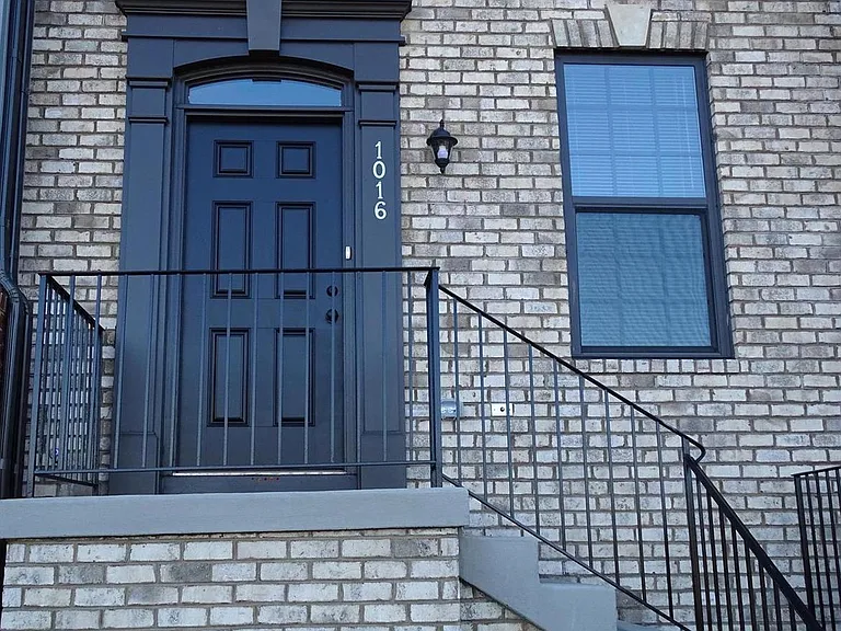 1016 Trestle Dr — Photo 32