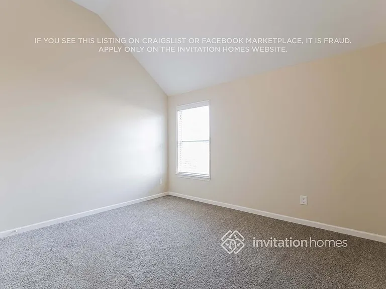 4015 Pointe Vecchio Cir — Photo 13