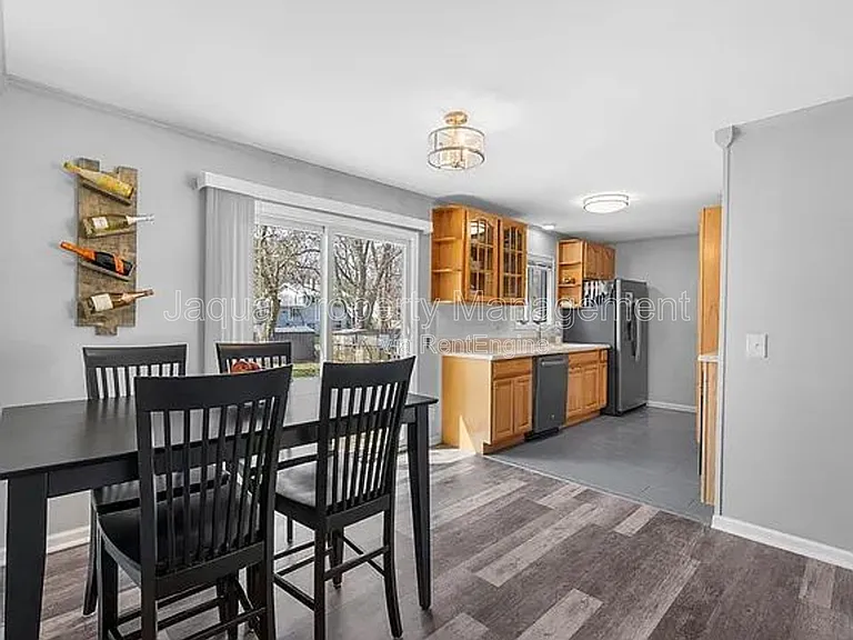 5620 Cheshire St — Photo 9