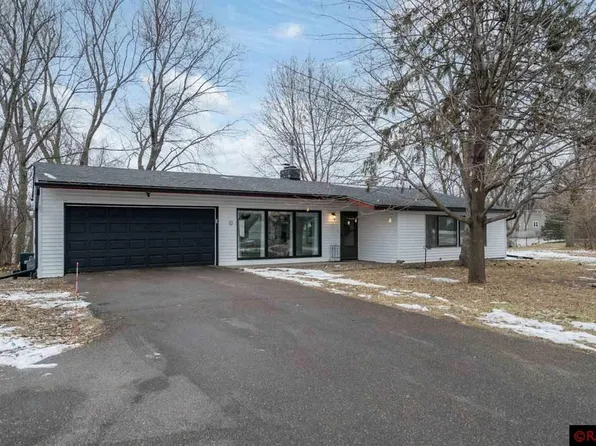 1425 Lone Oak Rd, Eagan, MN 55121