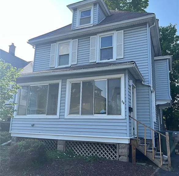 64 Barton St — Photo 1