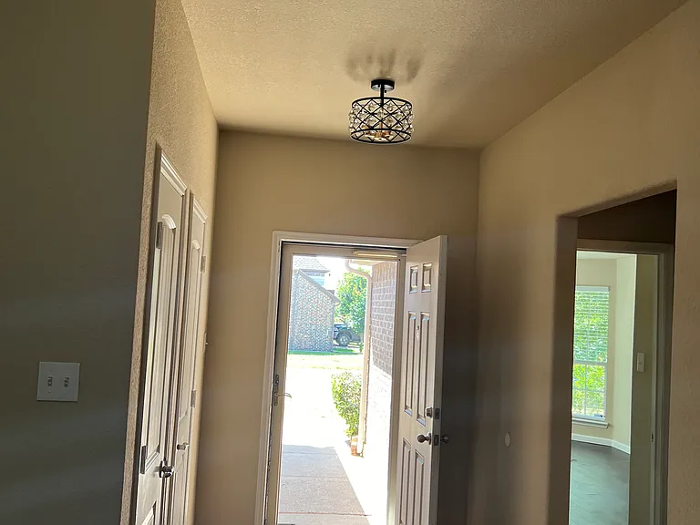1501 Applegate Way — Photo 27