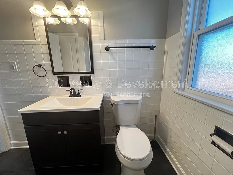 9121 S Utica Ave — Photo 18