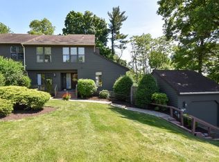 41 Giggleswick Way, Edison, NJ 08820