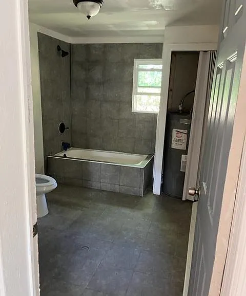 515 NW 7th St — Photo 4