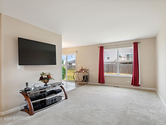 4th image of 209 Wildmeadow Ln