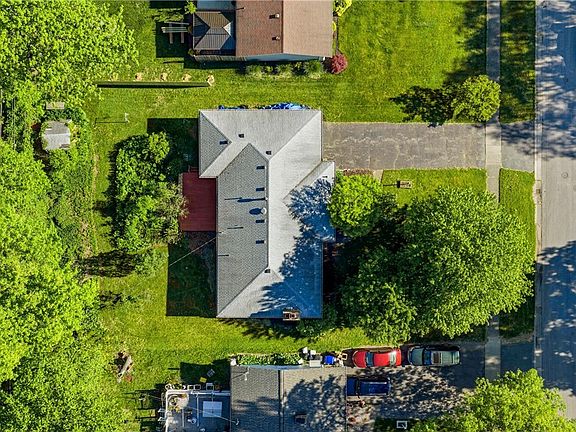 4th image of 243 Candy Ln