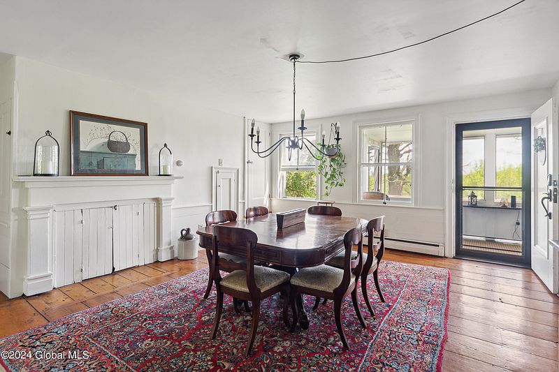 5th image of 4846 Sacandaga Road