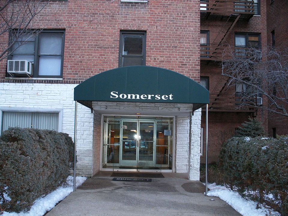 1st image of 8385 116th St APT 1L