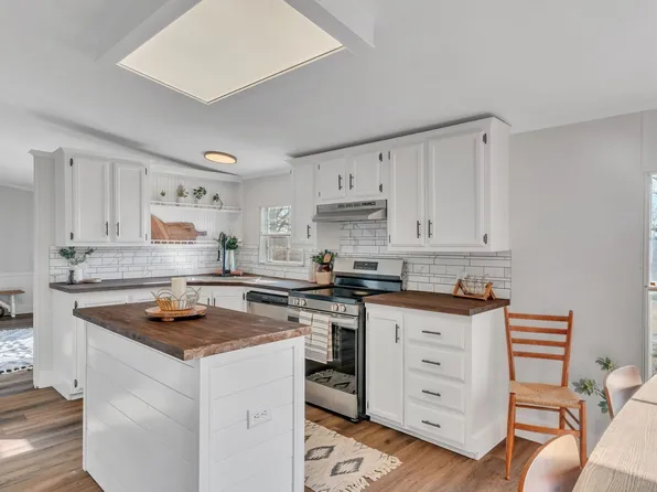 3803 Old Greenbrier Pike, Springfield, TN 37172