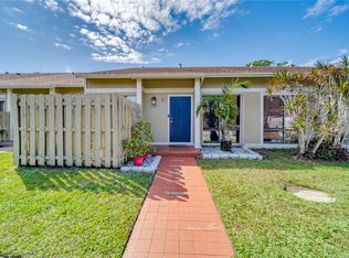 11172 NW 37th St, Sunrise, FL 33351