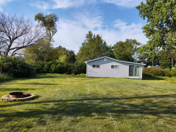 912 Mayberry St, Oscoda, MI 48750