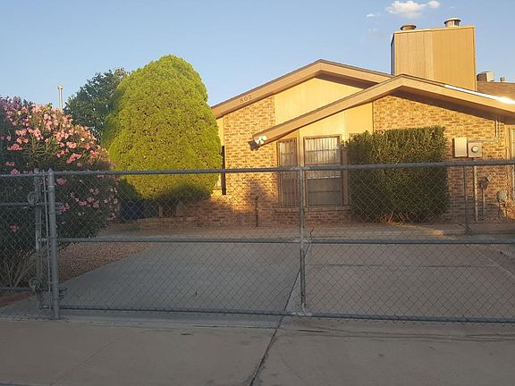 2nd image of 802 El Arco Dr