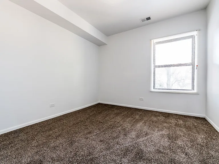7801 S Cornell Ave 1637-39 E 78th Chicago, IL 60649 — Photo 3
