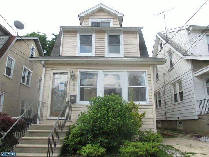 1st image of 206 Marshall Ave