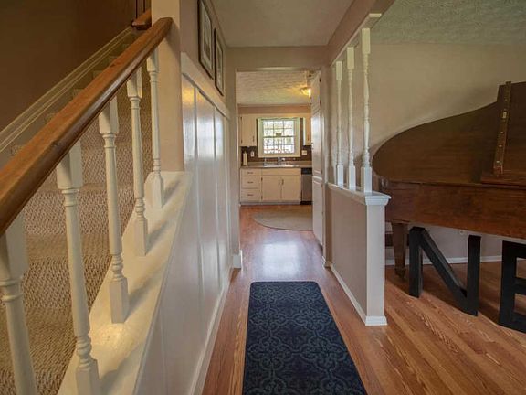 5th image of 116 Millfield Ave