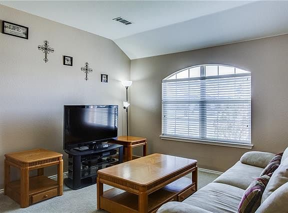 5th image of 436 Willowlake Dr
