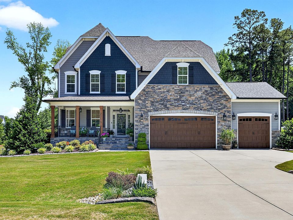 1st image of 2215 Copper Pond Way