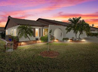 508 Foxwood Blvd, Englewood, FL 34223