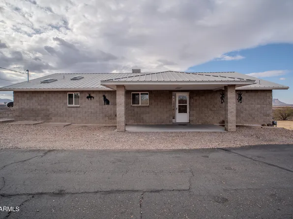 201 W CLARK Street, Huachuca City, AZ 85616