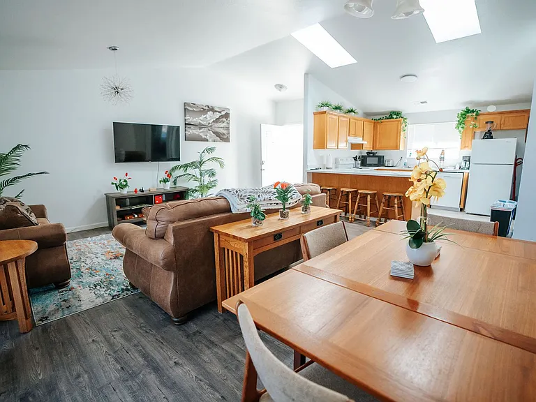 4190 Hillside Ct — Photo 21