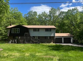 3708 Bristol Cir E, East Stroudsburg, PA 18302