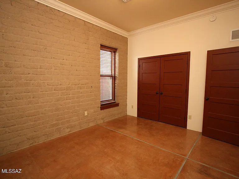 841 S Meyer Ave — Photo 27