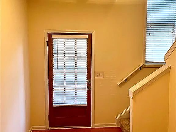 2nd image of 981 Brownstone Ln