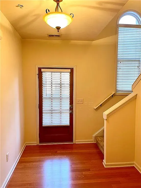 Building Photo - 981 Brownstone Ln