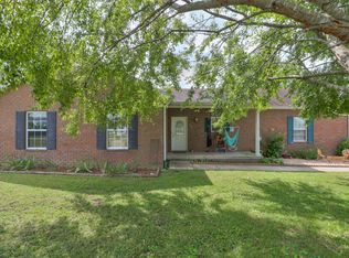 831 Rock Springs Rd, Castalian Springs, TN 37031