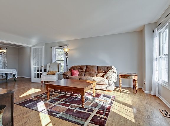 5th image of 1458 Kingsbury Ct