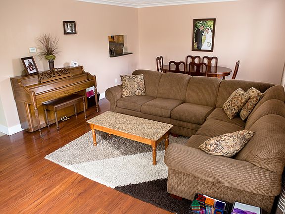 Living & Dining area