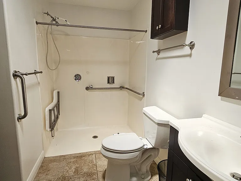1415 Union Dr #B — Photo 7