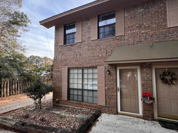 2220 Victory #20, Savannah, GA 31404