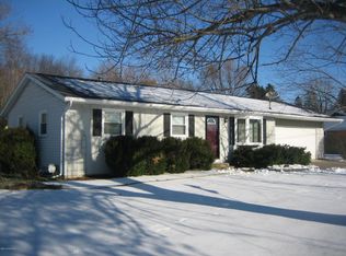 16735 E Augusta Dr, Augusta, MI 49012