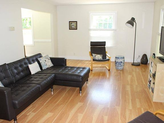 4th image of 151 Euna Vista Dr