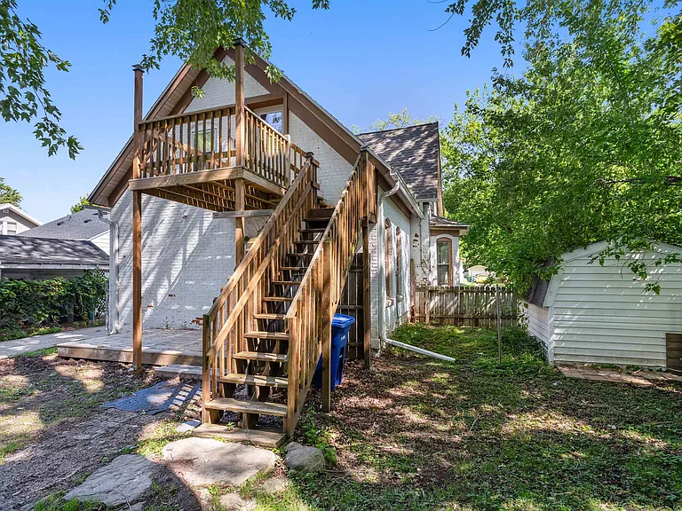 1041 Elmore St #B — Photo 8