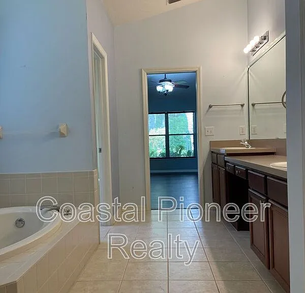 10542 San Travaso Dr — Photo 21