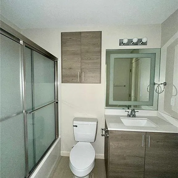 414 Newport Ave #2 — Photo 22