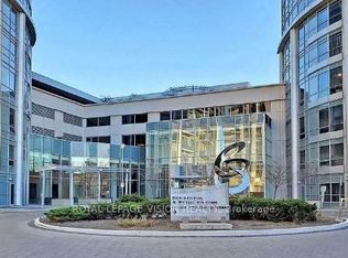 125 Village Green Sq #3708, Toronto, ON M1S 0G3