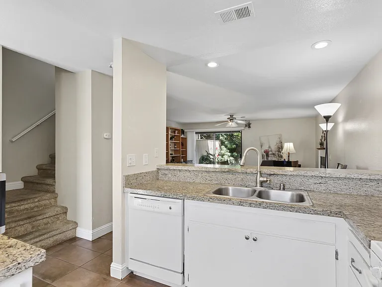 2128 Bueno Dr #30 — Photo 11
