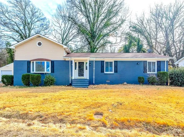 250 Ogden St, West Point, VA 23181