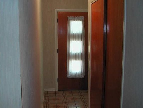 3rd image of 1537 Robell Dr