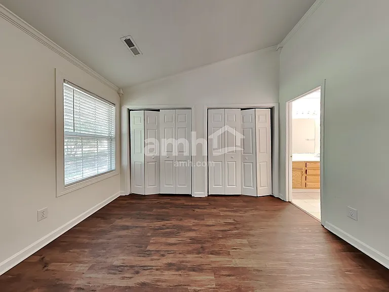 550 Orchard Ridge Ln — Photo 11