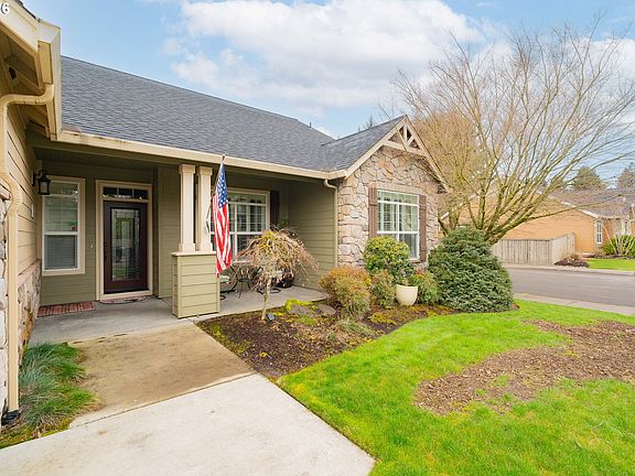 3rd image of 10104 NE 160th Ave